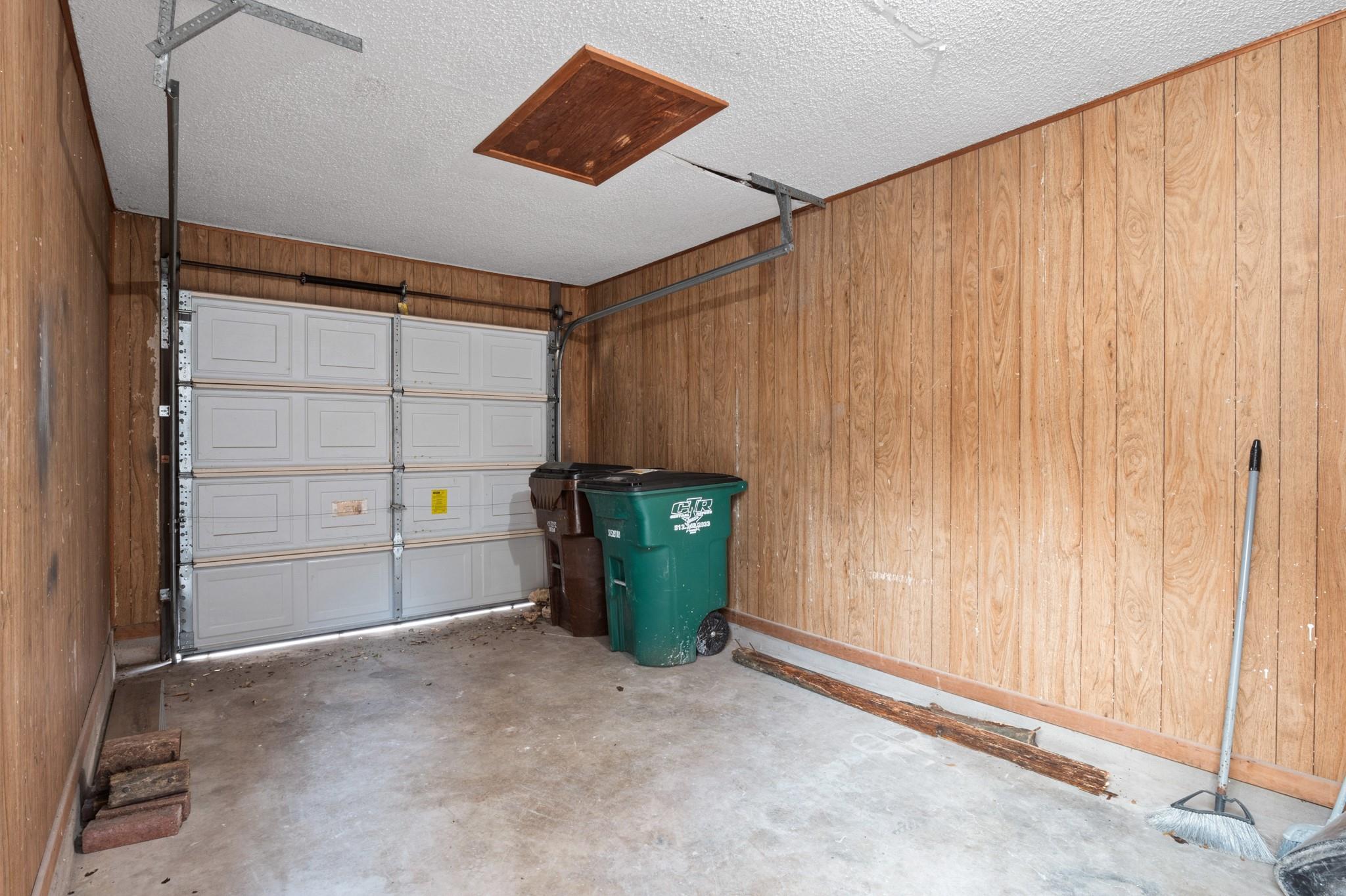 1103 A & B Westwood Dr A & B Property Photo 15