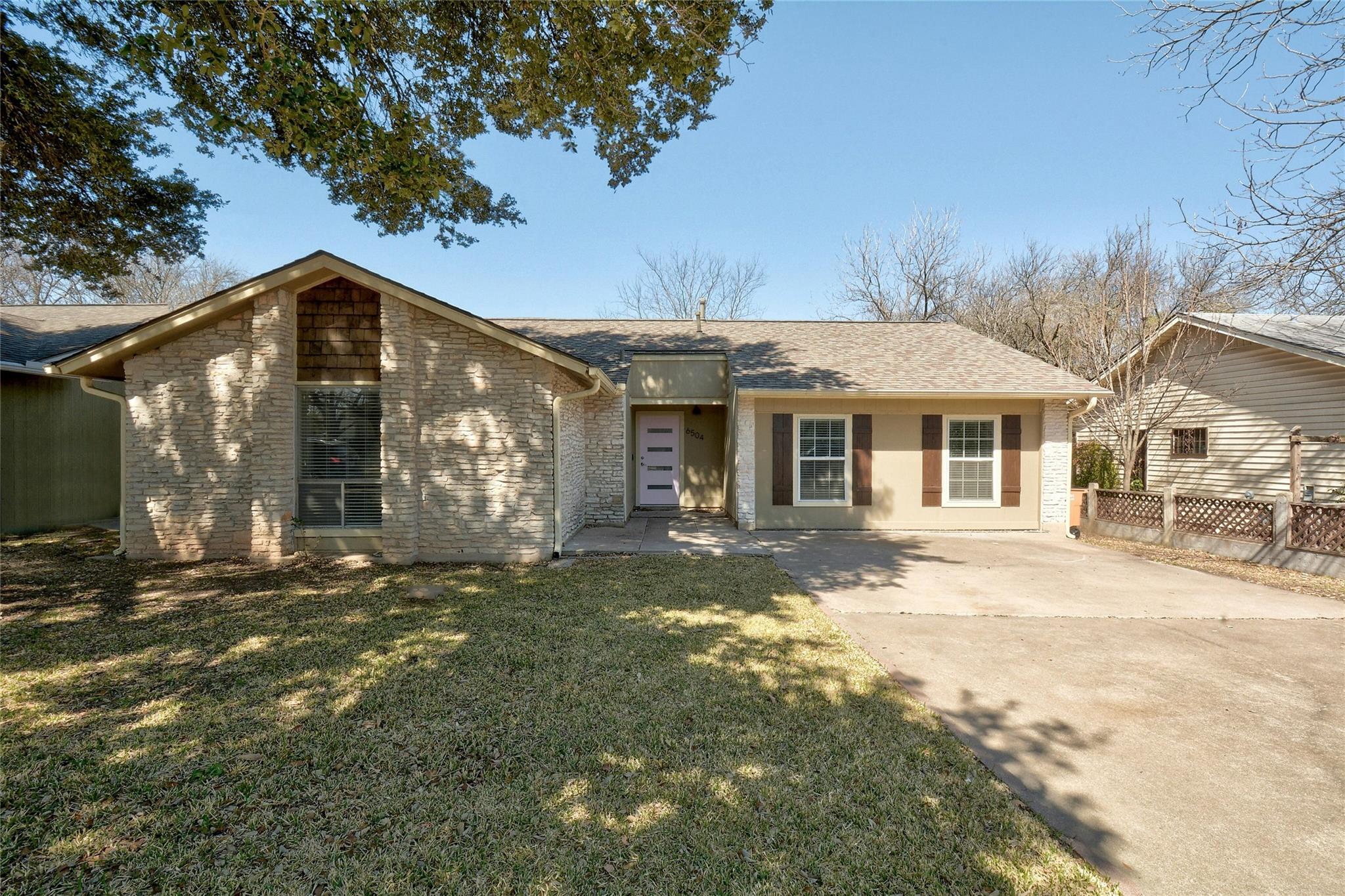 6504 Libyan Dr Property Photo 2