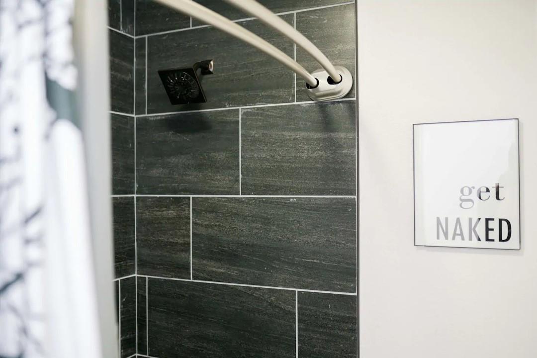 6478345 Property Photo 3