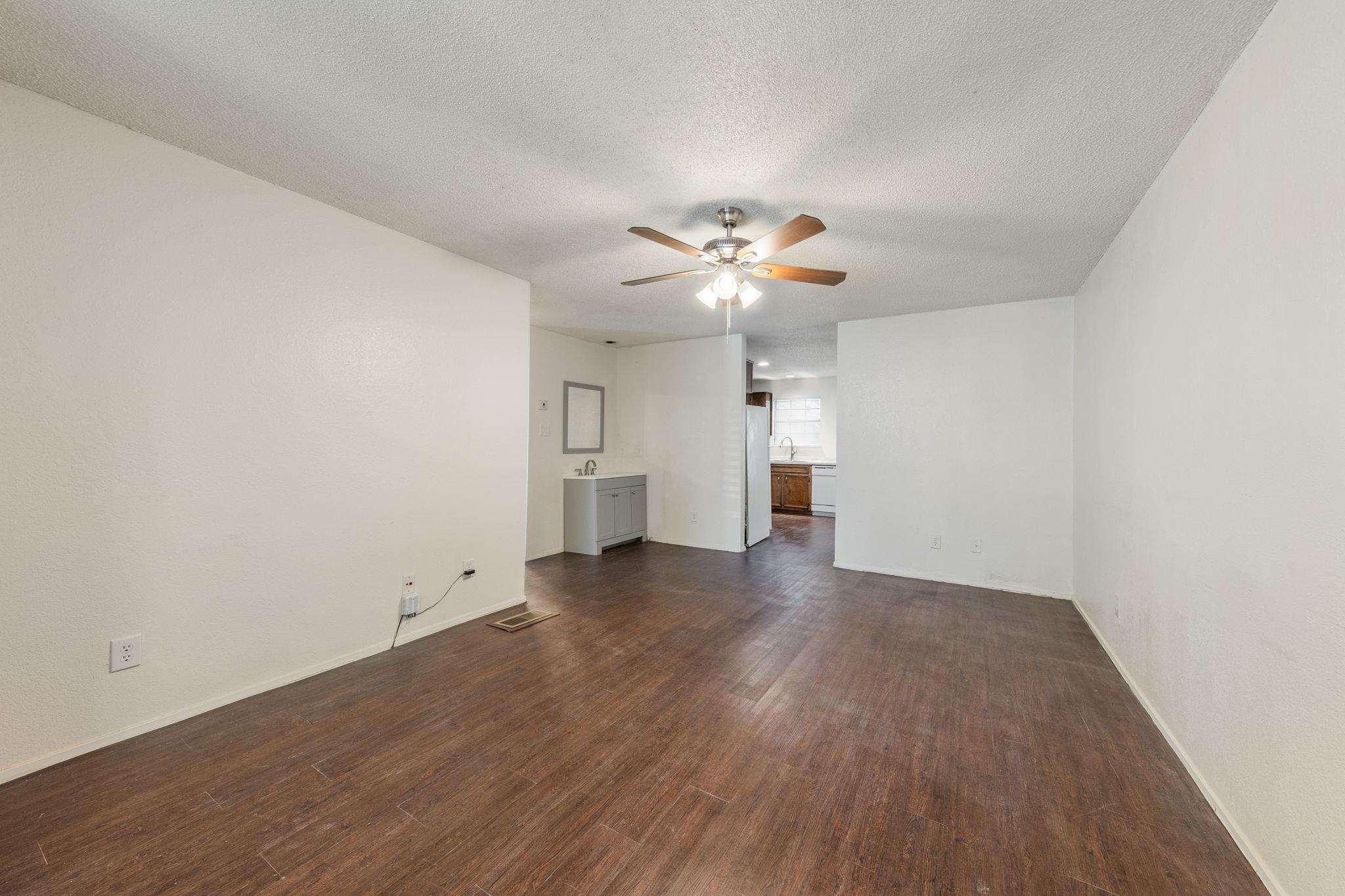 4518 Speedway None #b Property Photo 2