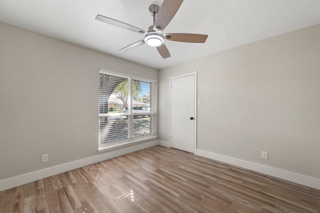 1313 Redbud Trl Property Photo 13