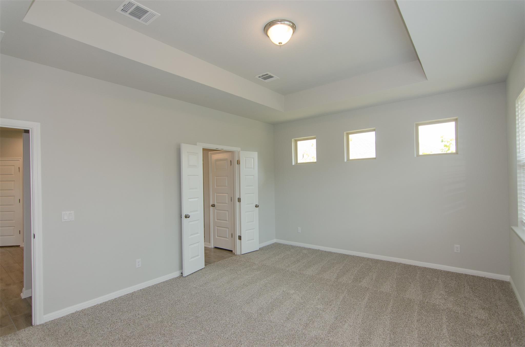 905 Olive Creek Dr Property Photo 11