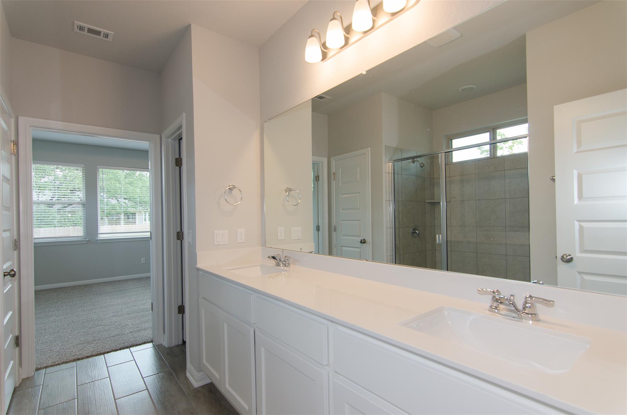 905 Olive Creek Dr Property Photo 15