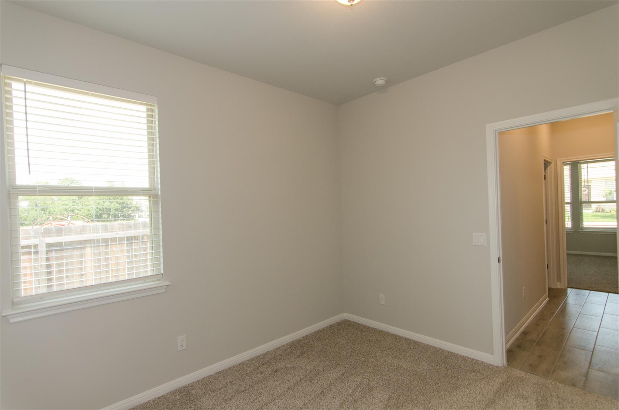 905 Olive Creek Dr Property Photo 19