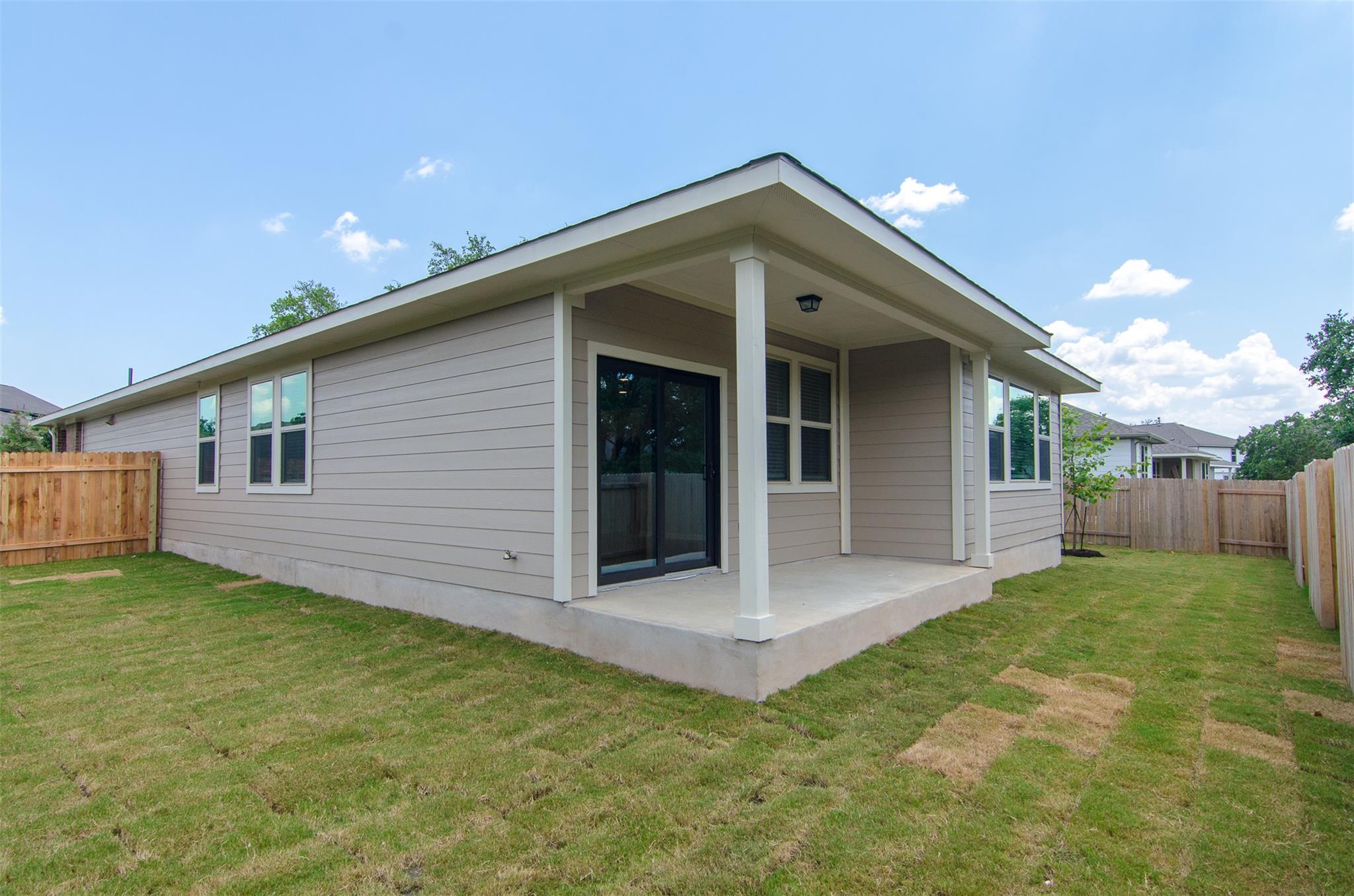 905 Olive Creek Dr Property Photo 28