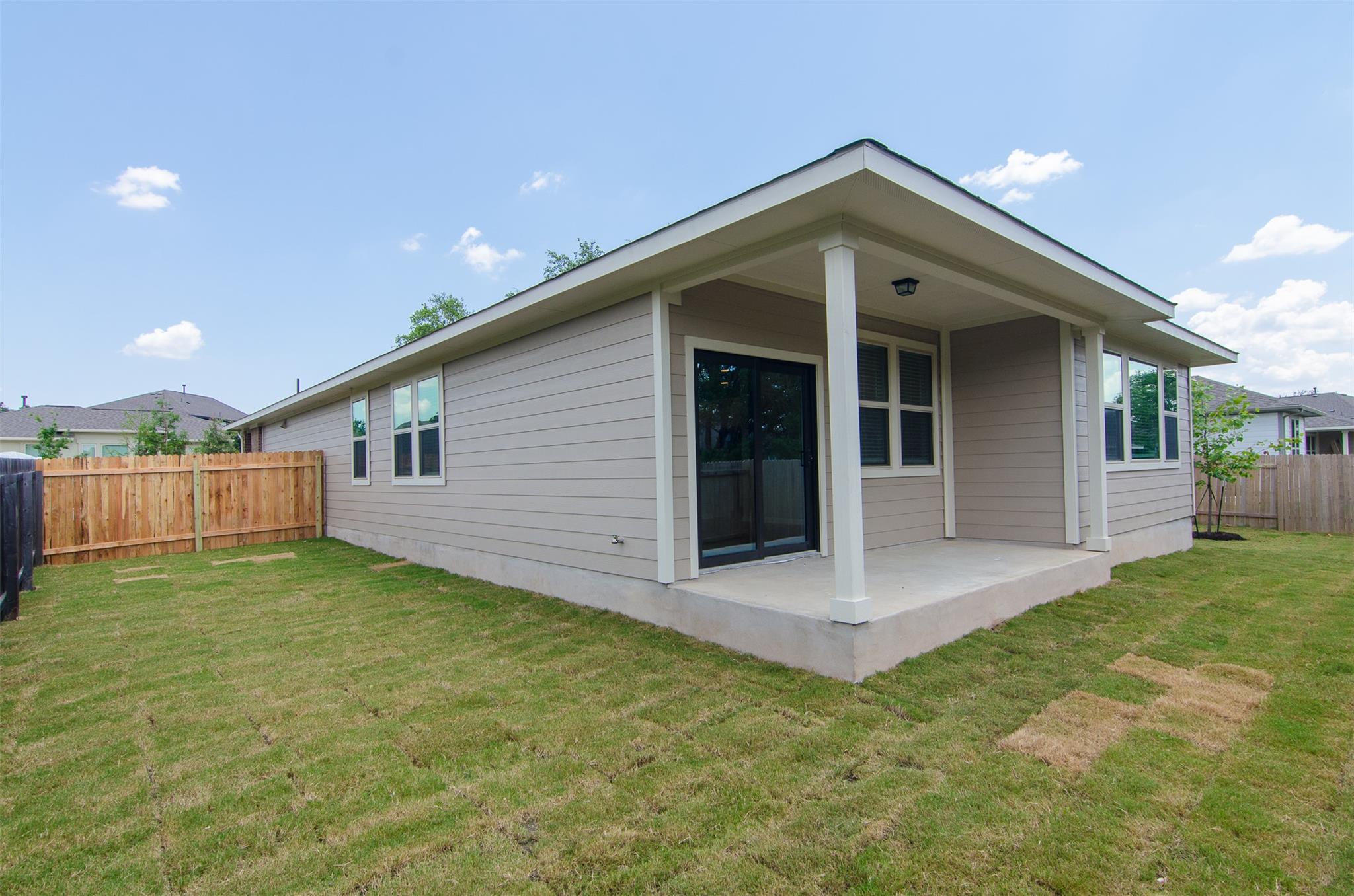 905 Olive Creek Dr Property Photo 30