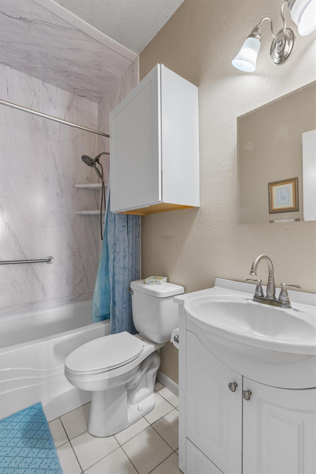281 Lemens Ave Property Photo 28