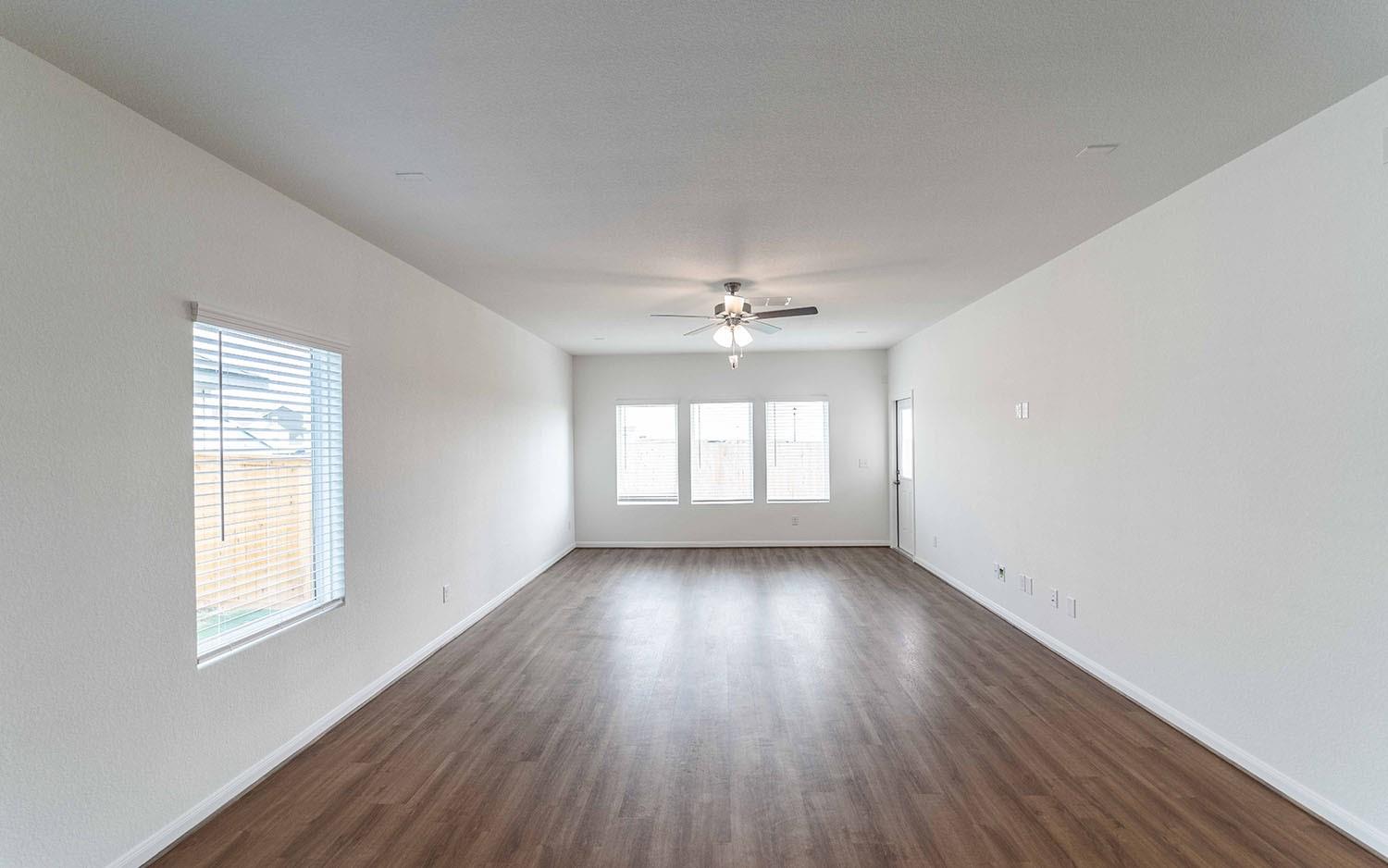 725 Barbary Coast Ln Property Photo 2