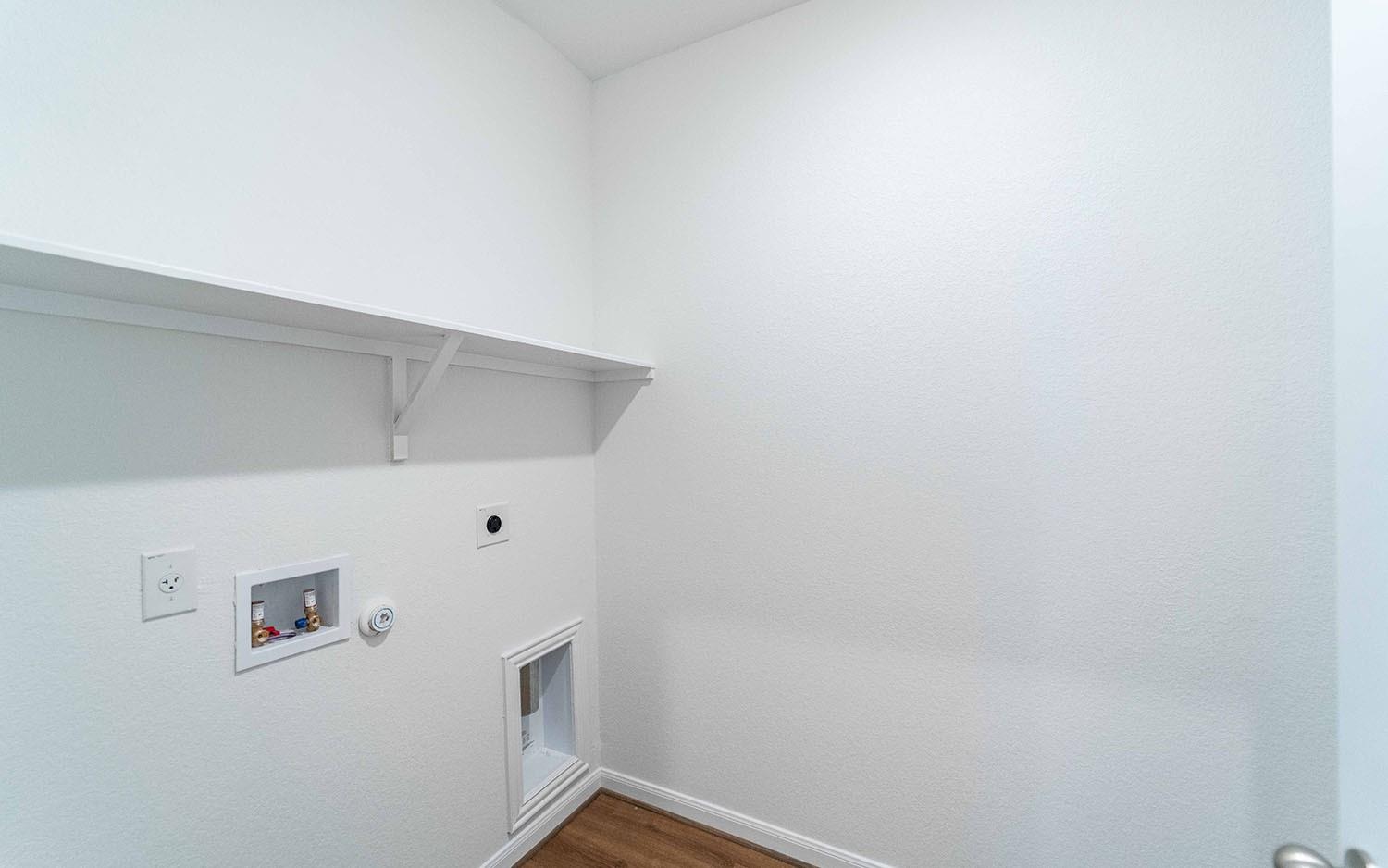 725 Barbary Coast Ln Property Photo 15