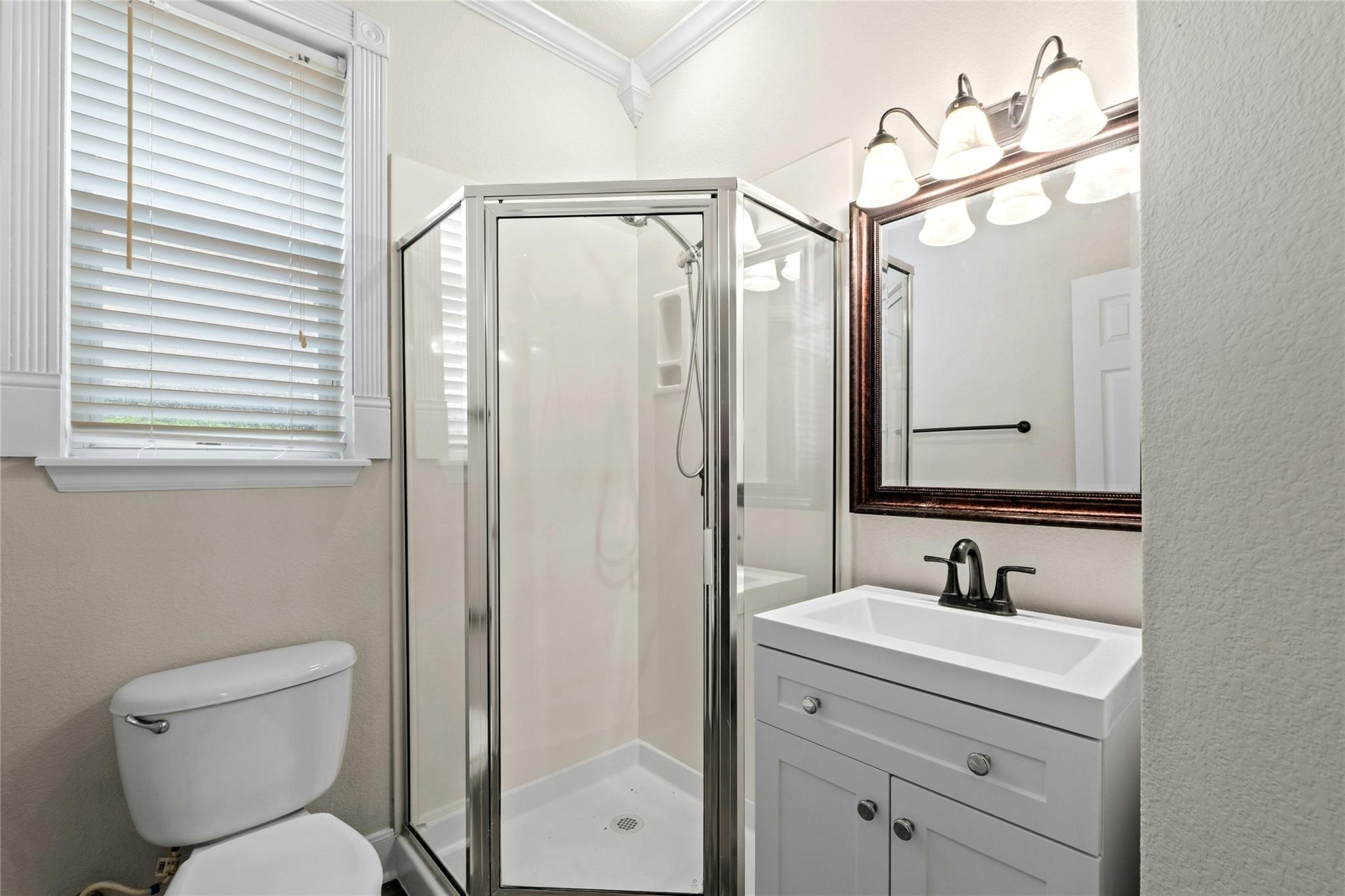 2509 Salorn Way Property Photo 14