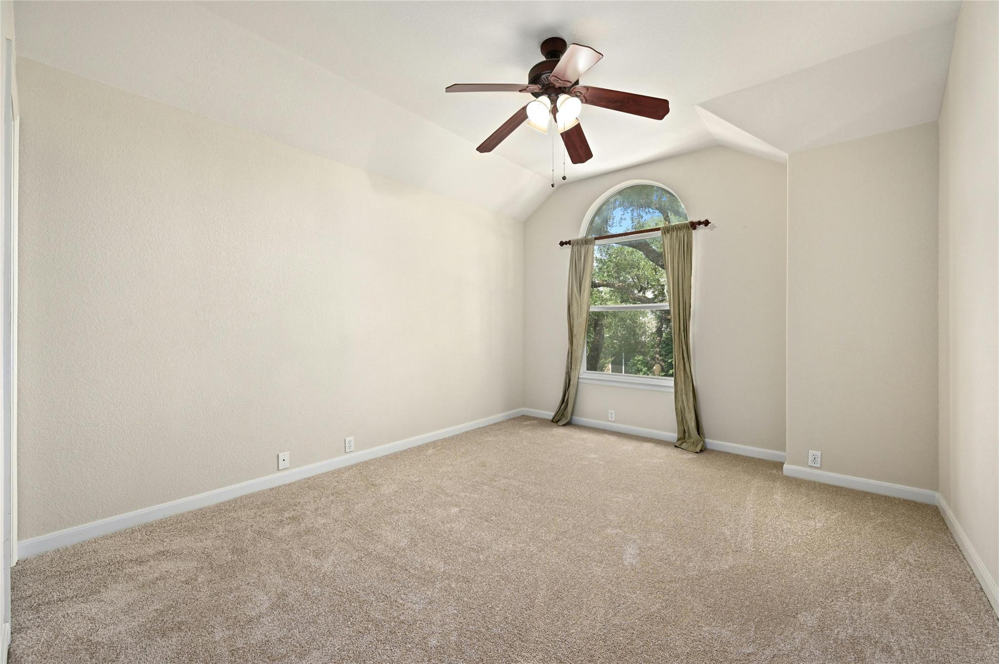 2509 Salorn Way Property Photo 24