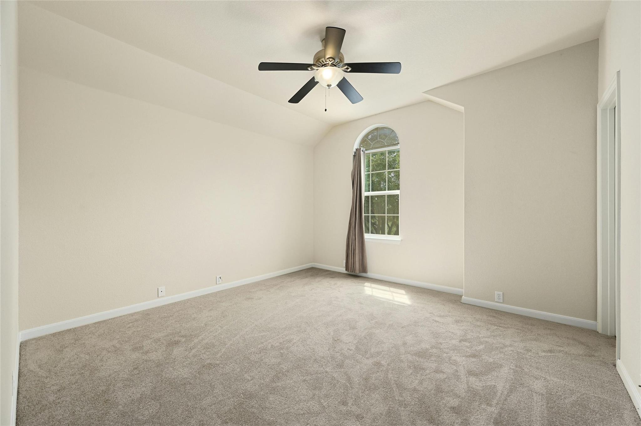 2509 Salorn Way Property Photo 25