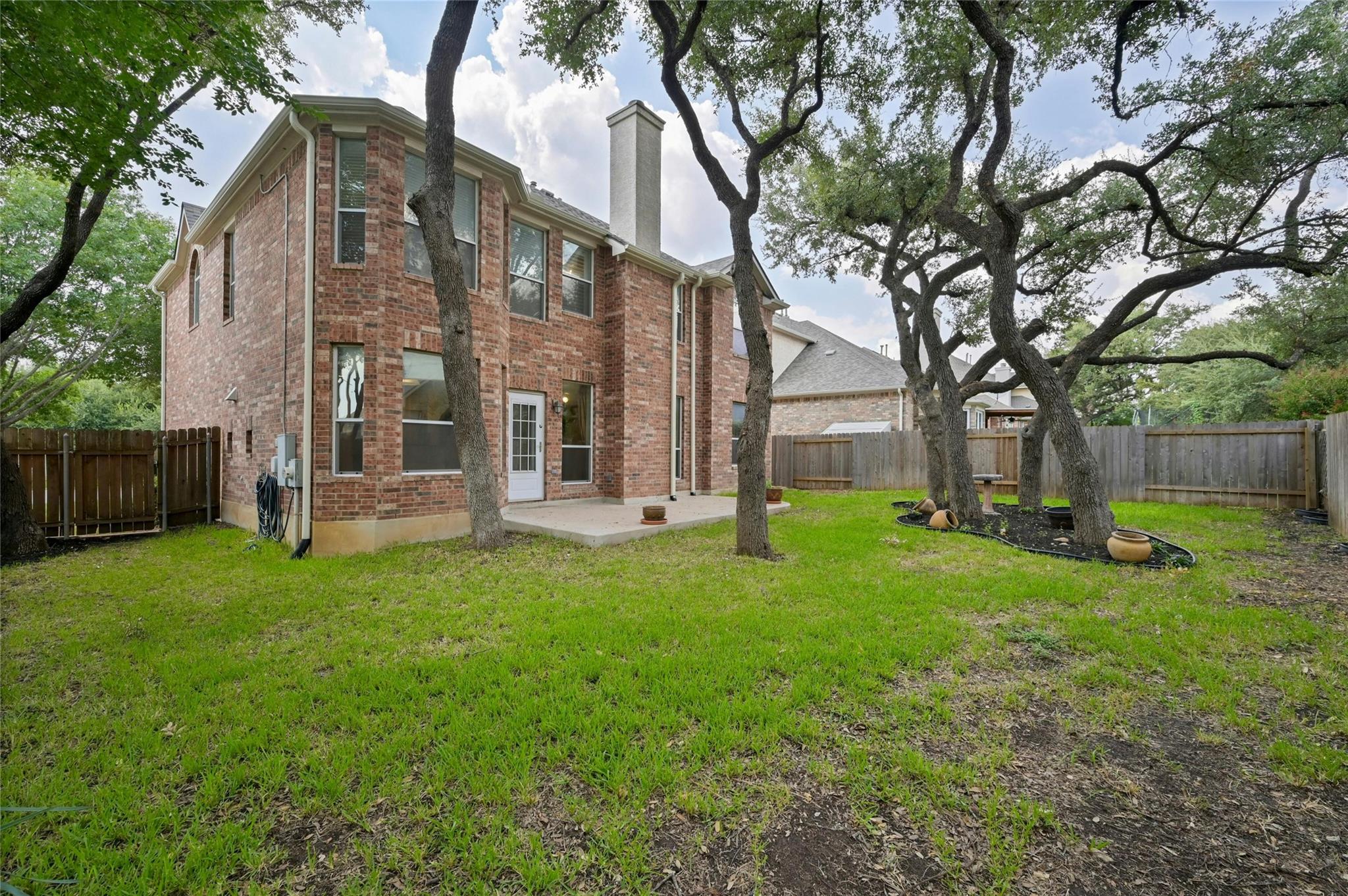 2509 Salorn Way Property Photo 27