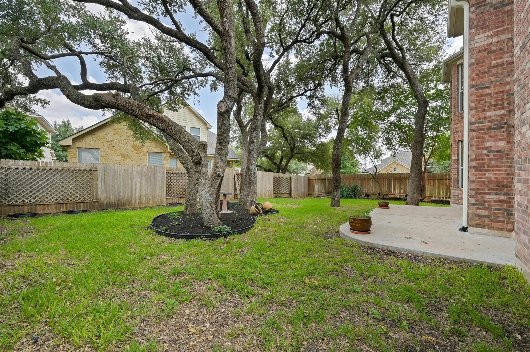 2509 Salorn Way Property Photo 29