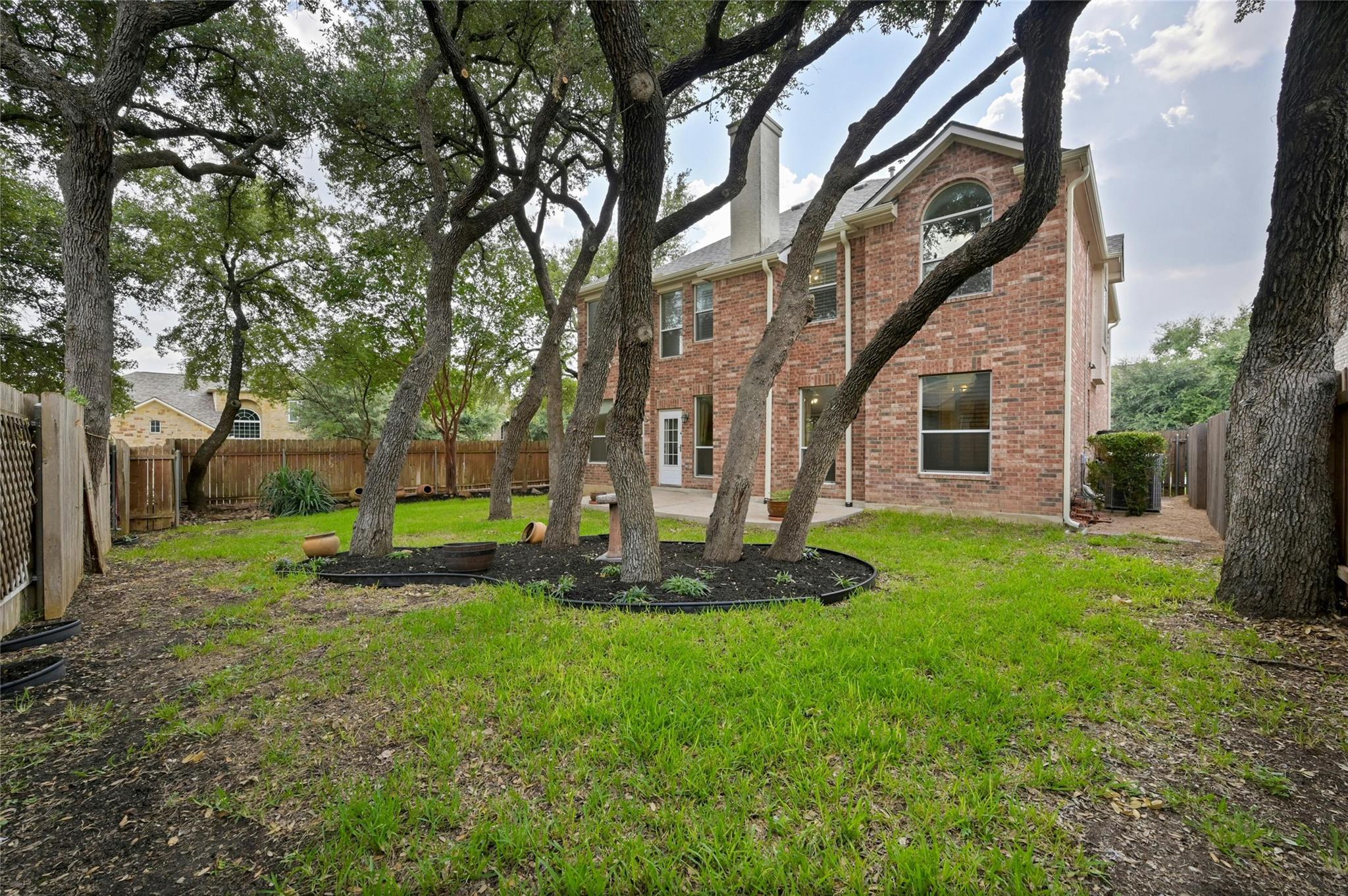 2509 Salorn Way Property Photo 30