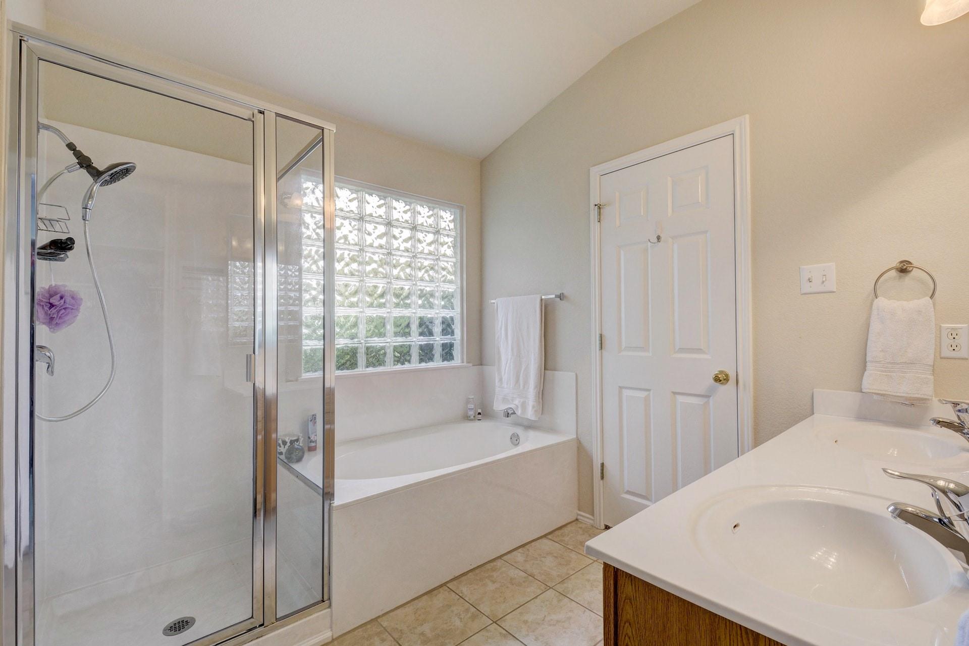 10312 Huxley St Property Photo 10