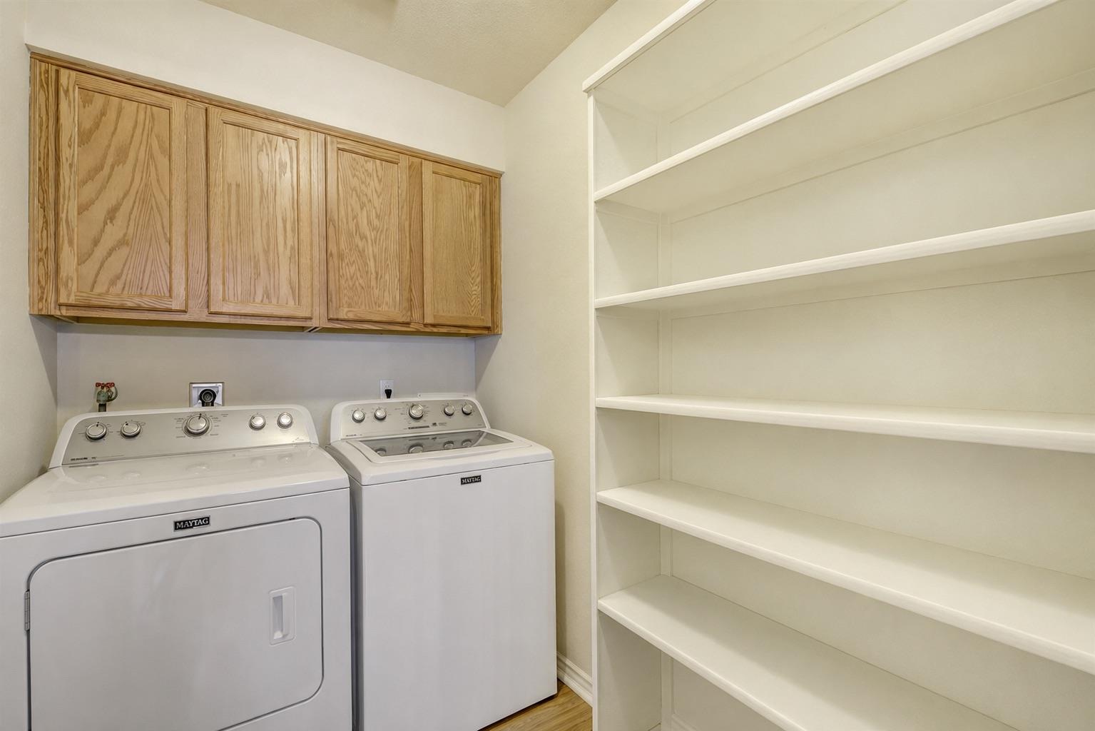 10312 Huxley St Property Photo 13