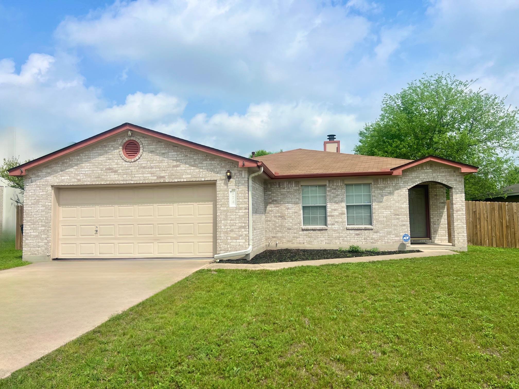 174 Spring Branch LOOP Property Photo 1