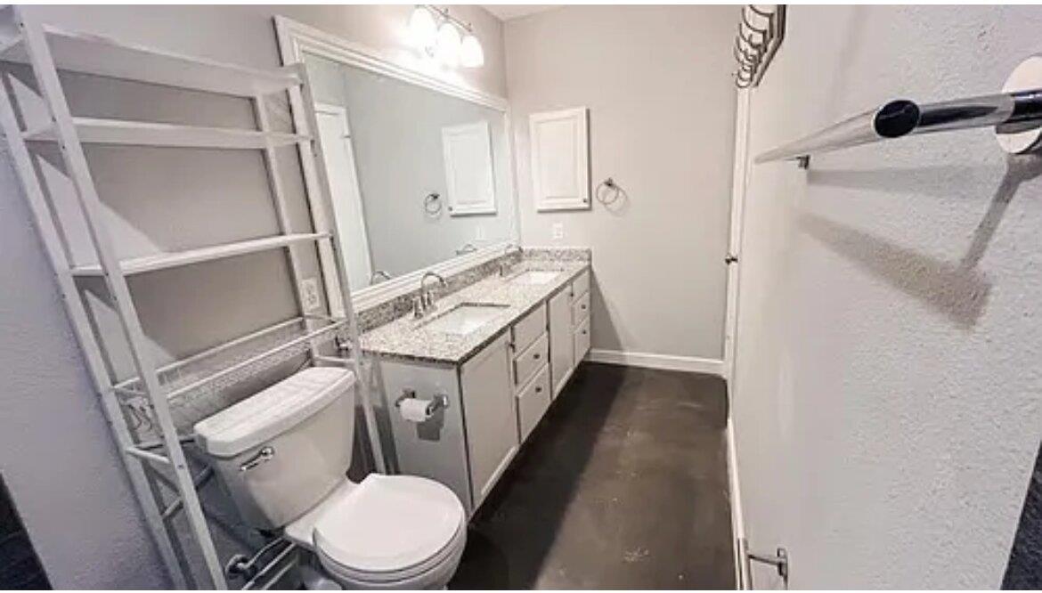 1109 Dexford Dr Property Photo 22