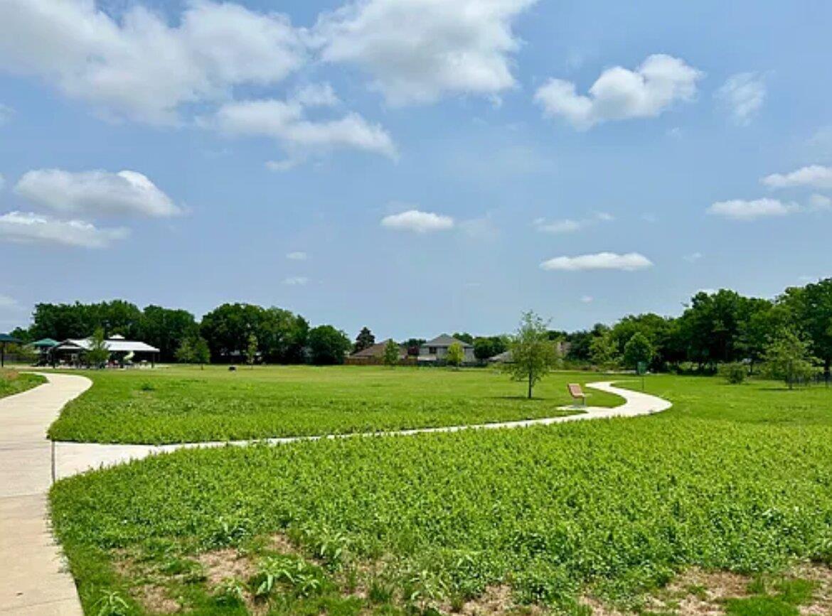 1109 Dexford Dr Property Photo 30