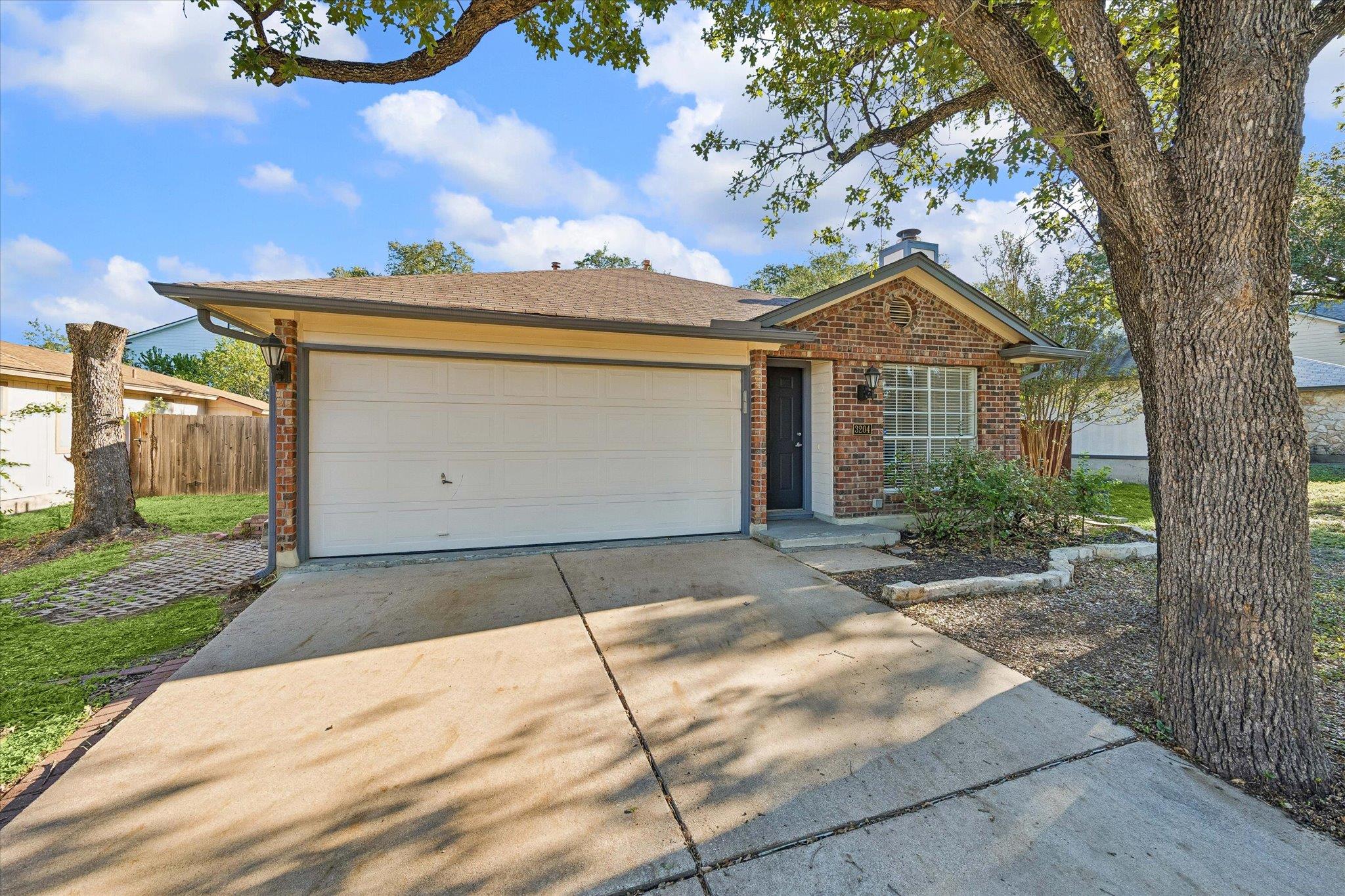 3204 Blazing Star Trl Property Photo 1