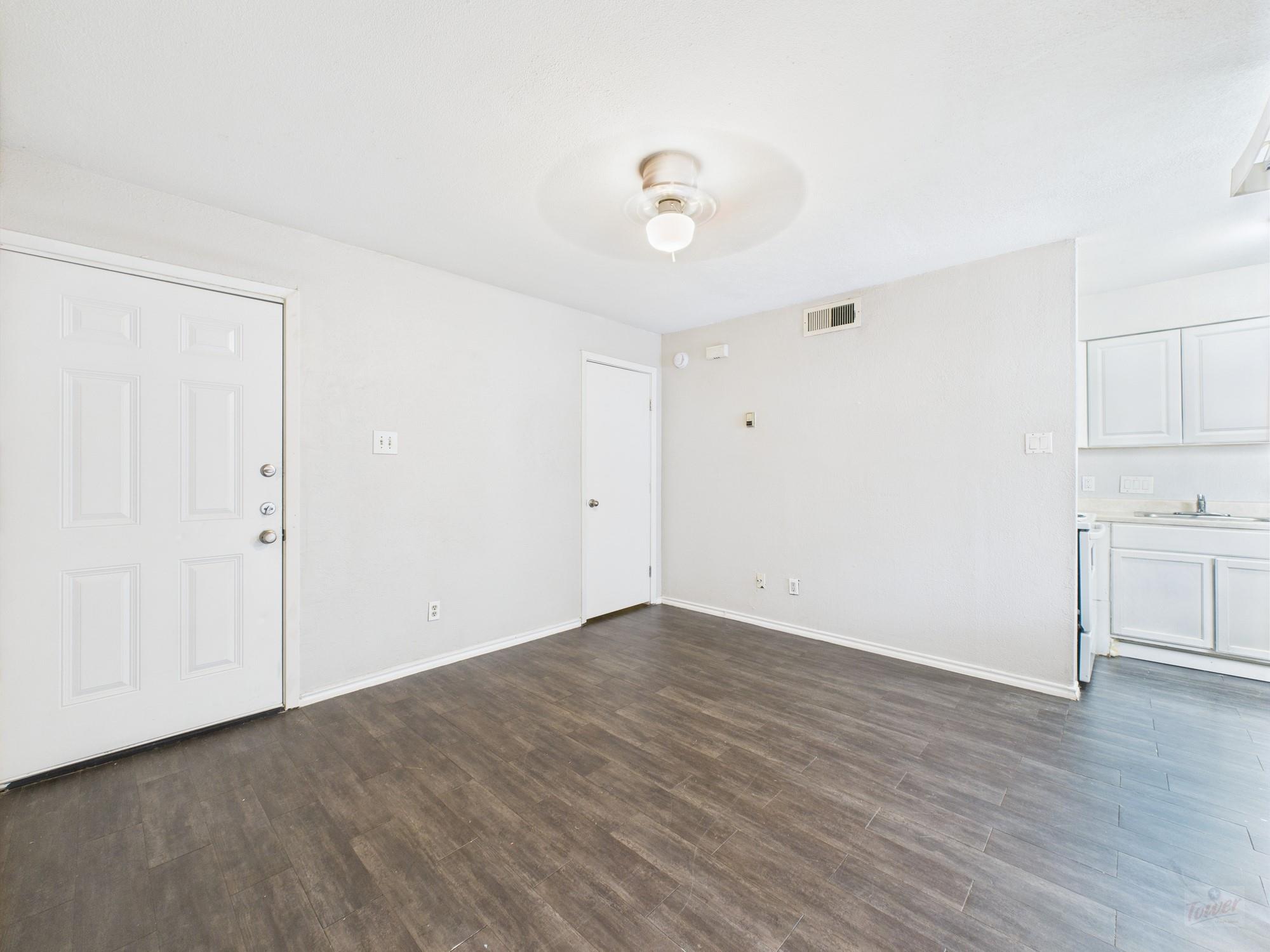 1840 Burton Dr #141 Property Photo 5