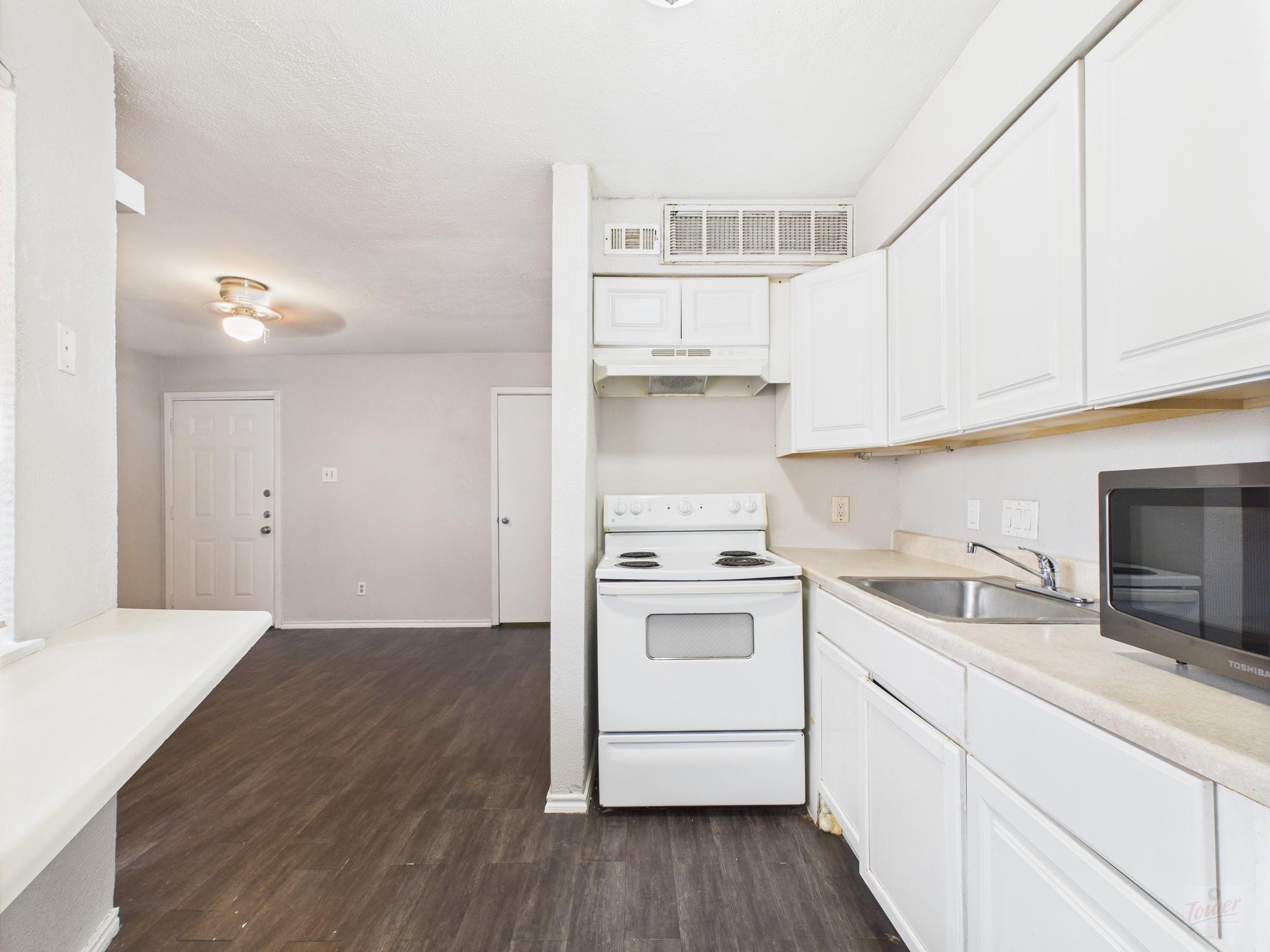 1840 Burton Dr #141 Property Photo 10