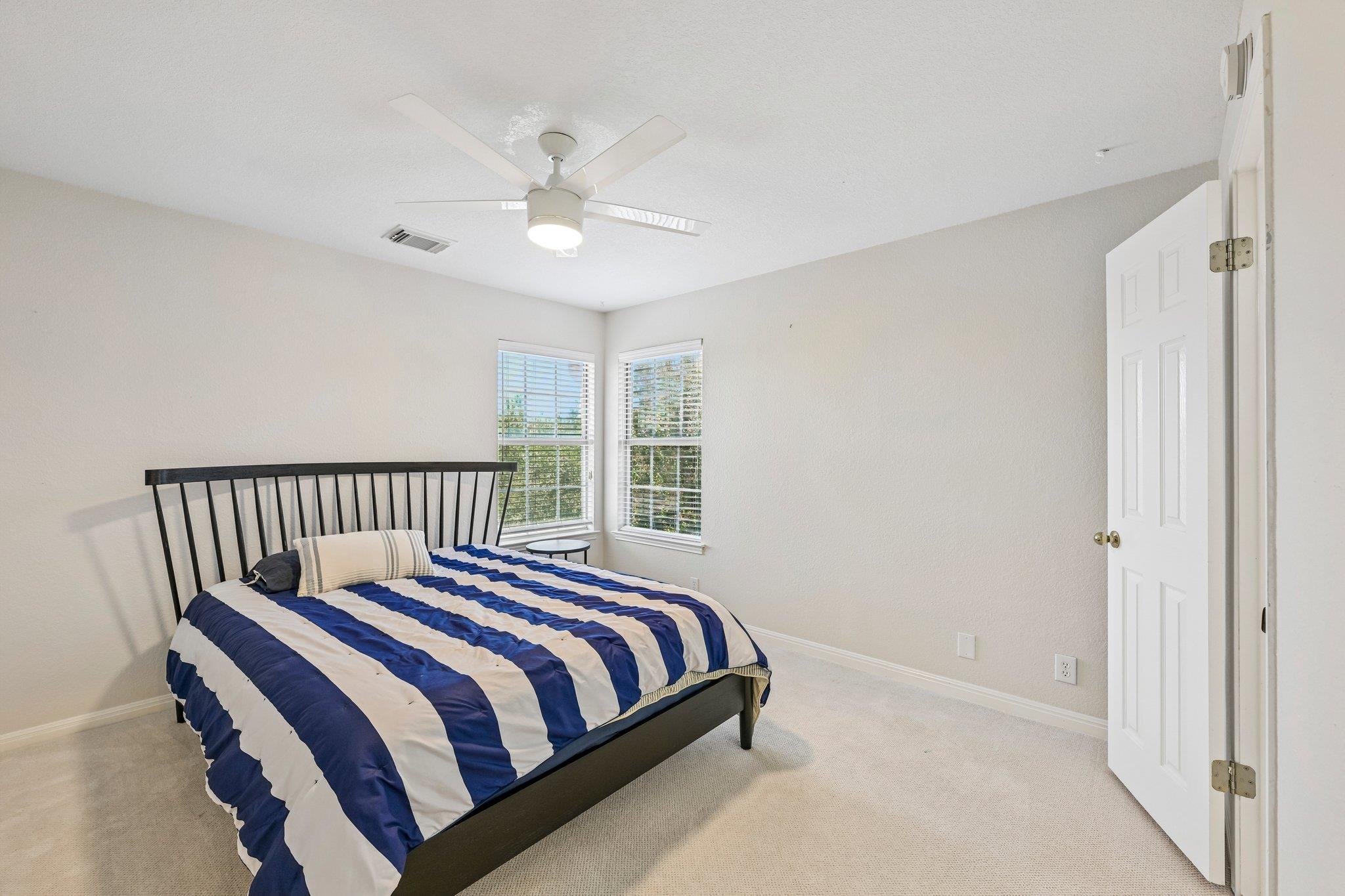 10021 Planters Woods Dr Property Photo 19