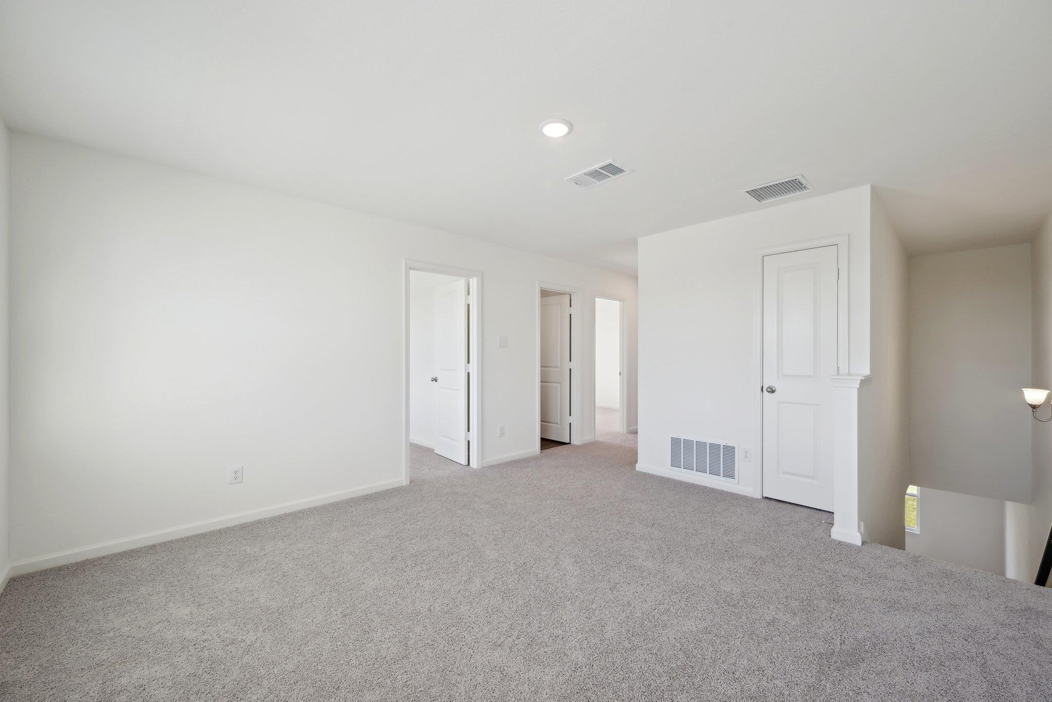 701 Cliff Dr Property Photo 10