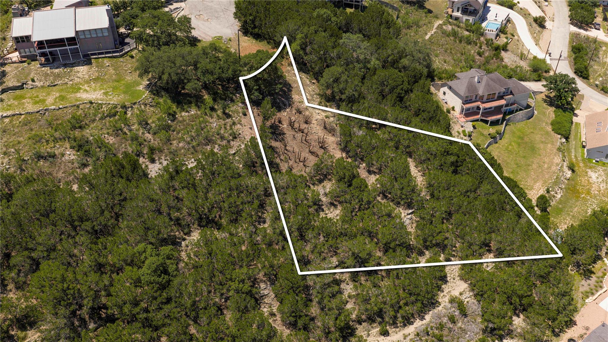 506 Ronay Dr N Property Photo 5