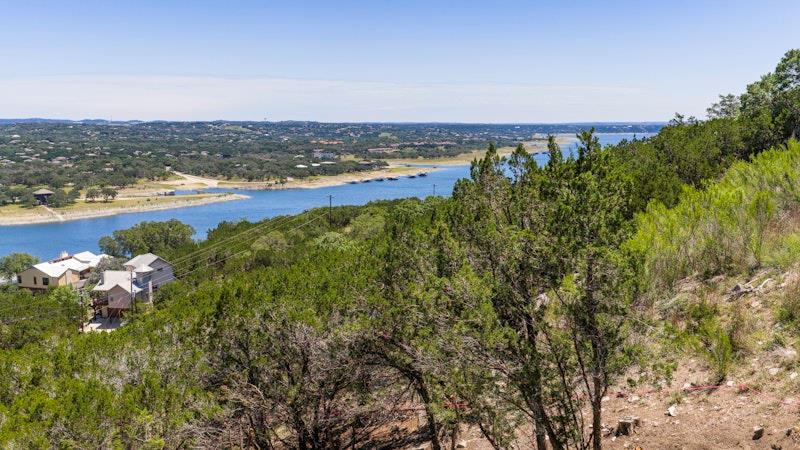 506 Ronay Dr N Property Photo 9