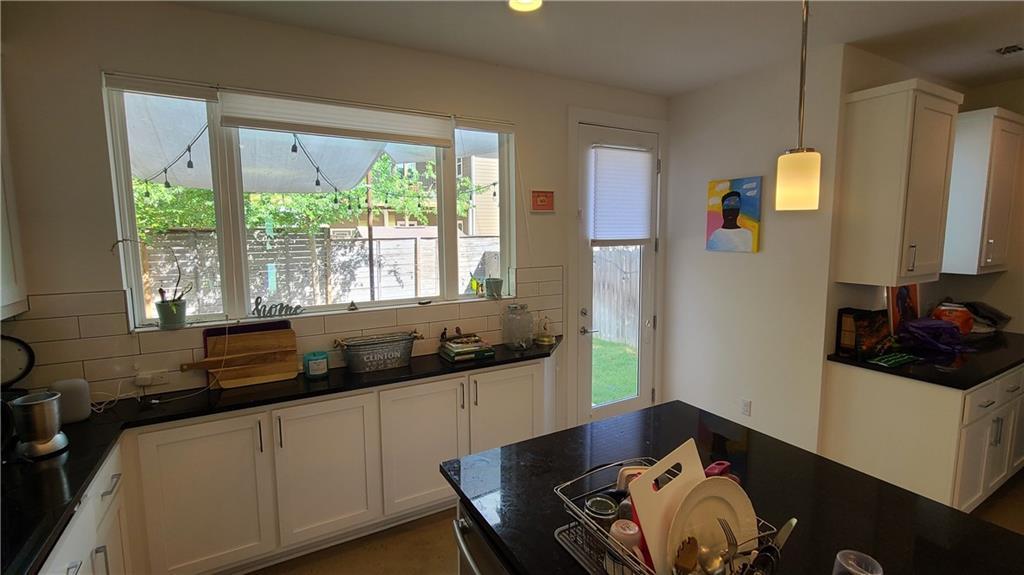 5604 Grover Ave #a Property Photo 10