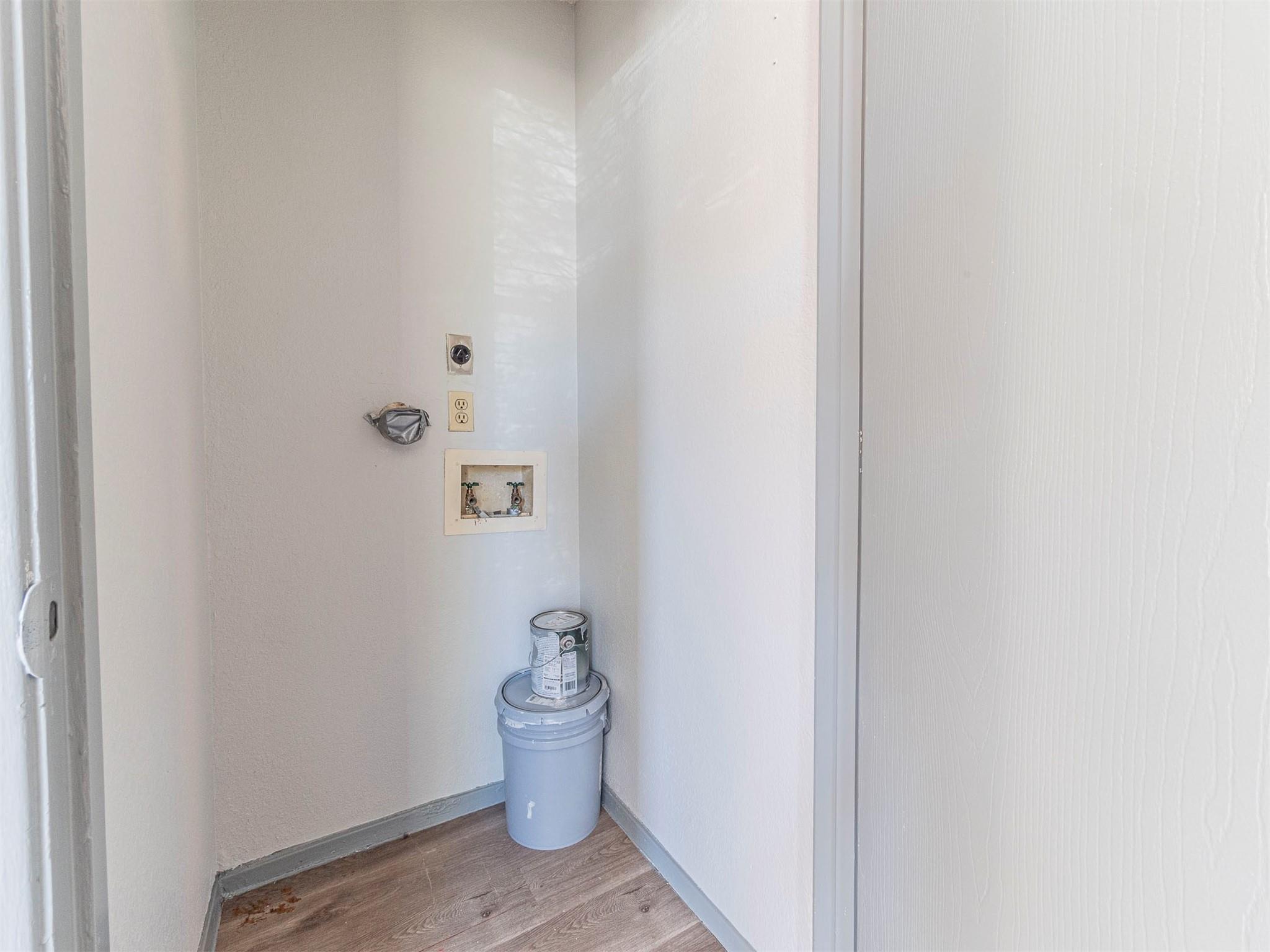 9624 Sugar Hill Dr A & B Property Photo 20