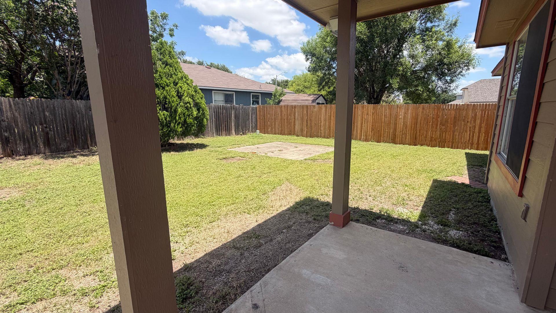 17338 Tobermory Dr Property Photo 13