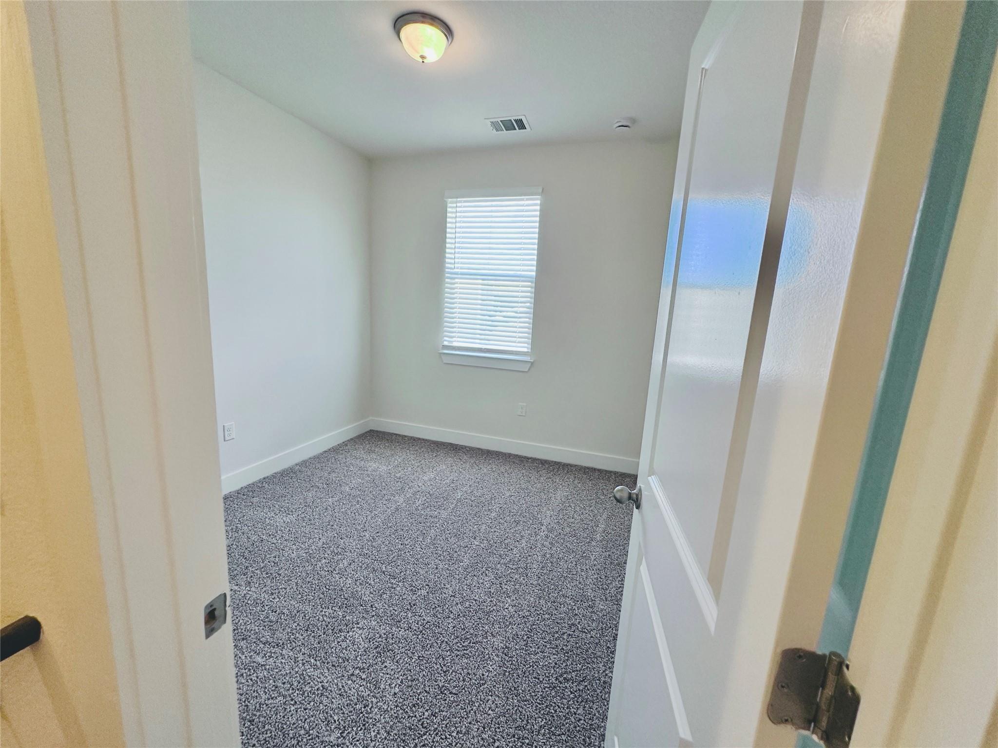 2216 Creekside Ln #c Property Photo 25