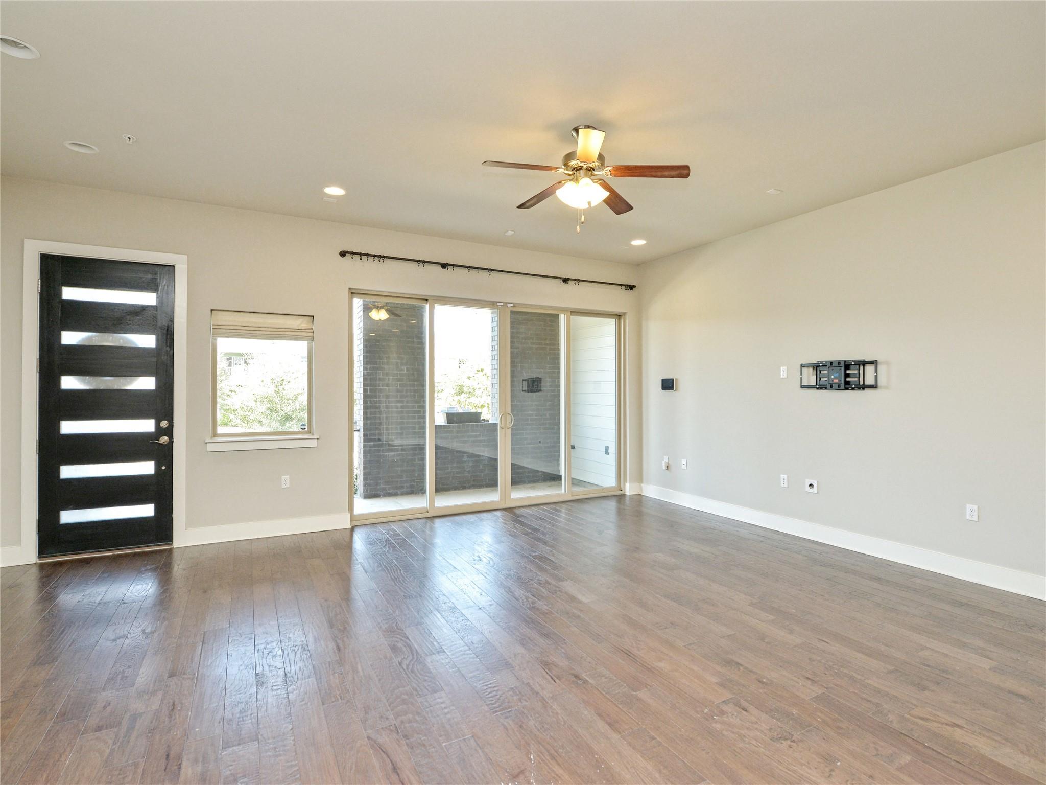 4213 Berkman Dr Property Photo 6