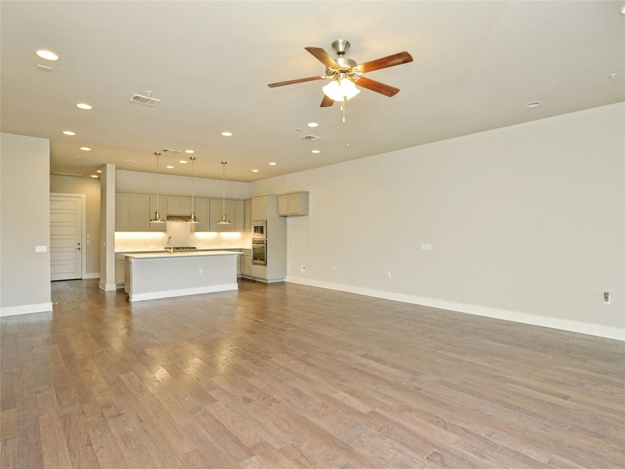 4213 Berkman Dr Property Photo 8