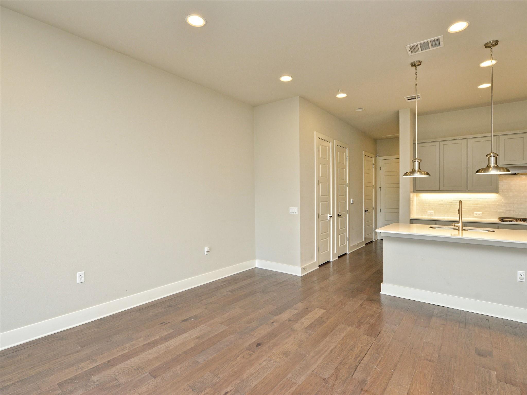 4213 Berkman Dr Property Photo 10