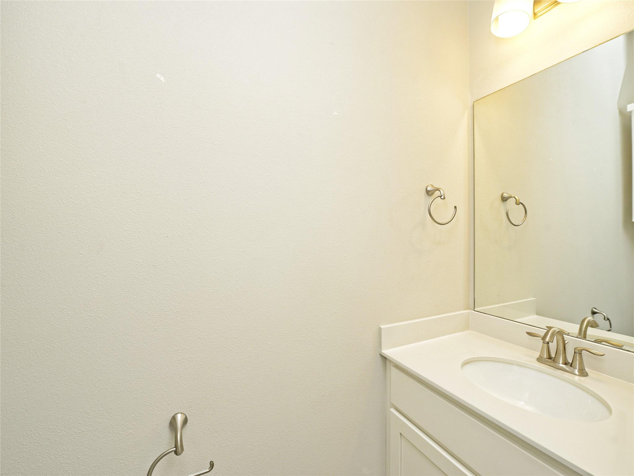 4213 Berkman Dr Property Photo 17