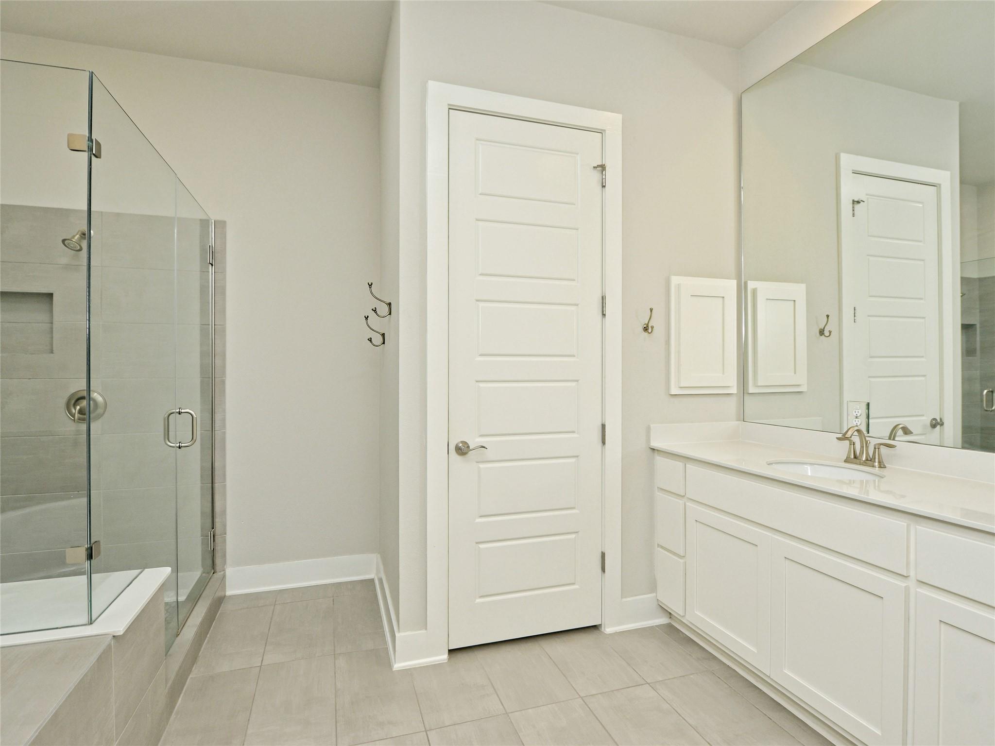4213 Berkman Dr Property Photo 29