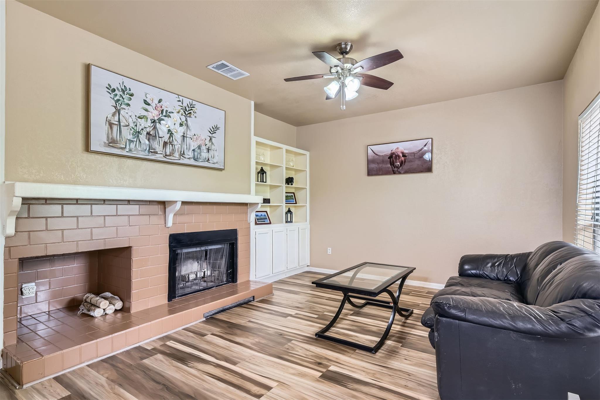 2901 San Jacinto Blvd 205 Property Photo 1