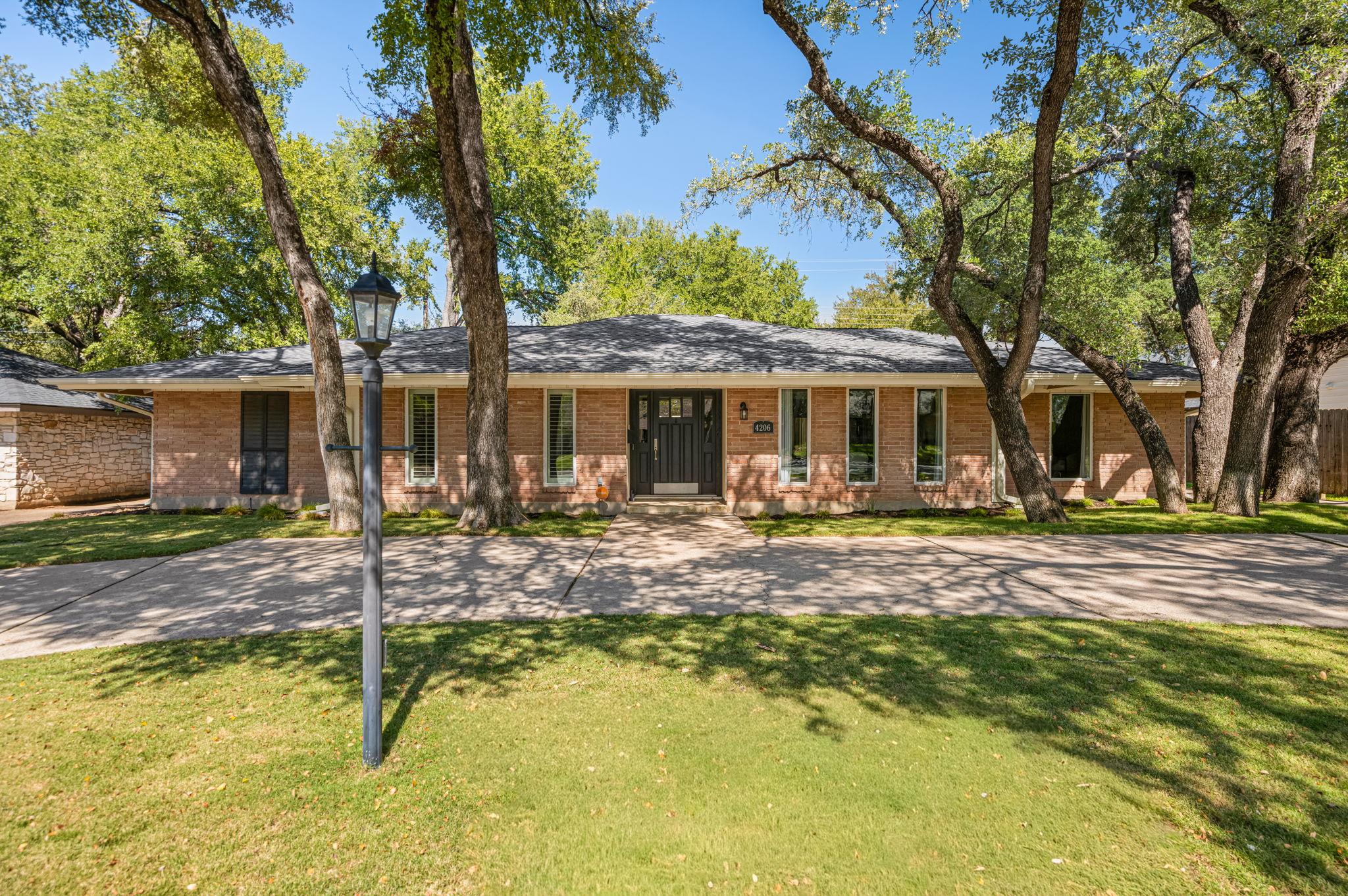 4206 Far West Blvd Property Photo 4