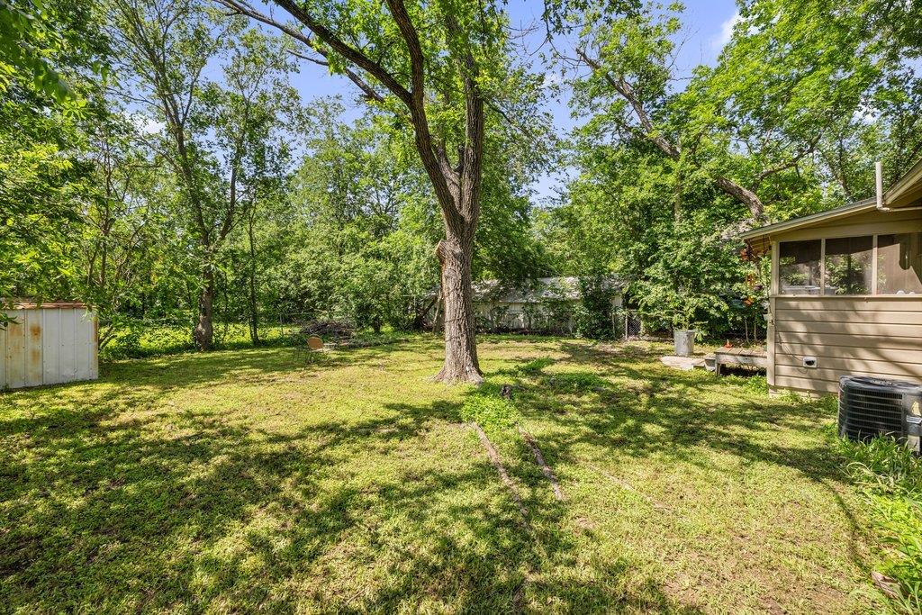 807 Cecelia St Property Photo 24