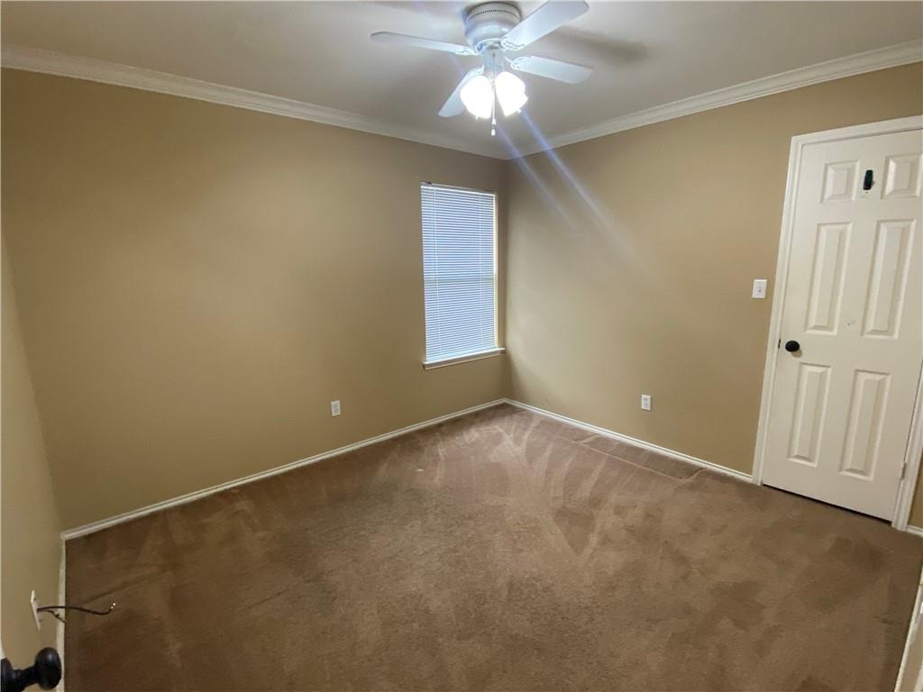 2806 Zachary Ln Property Photo 13