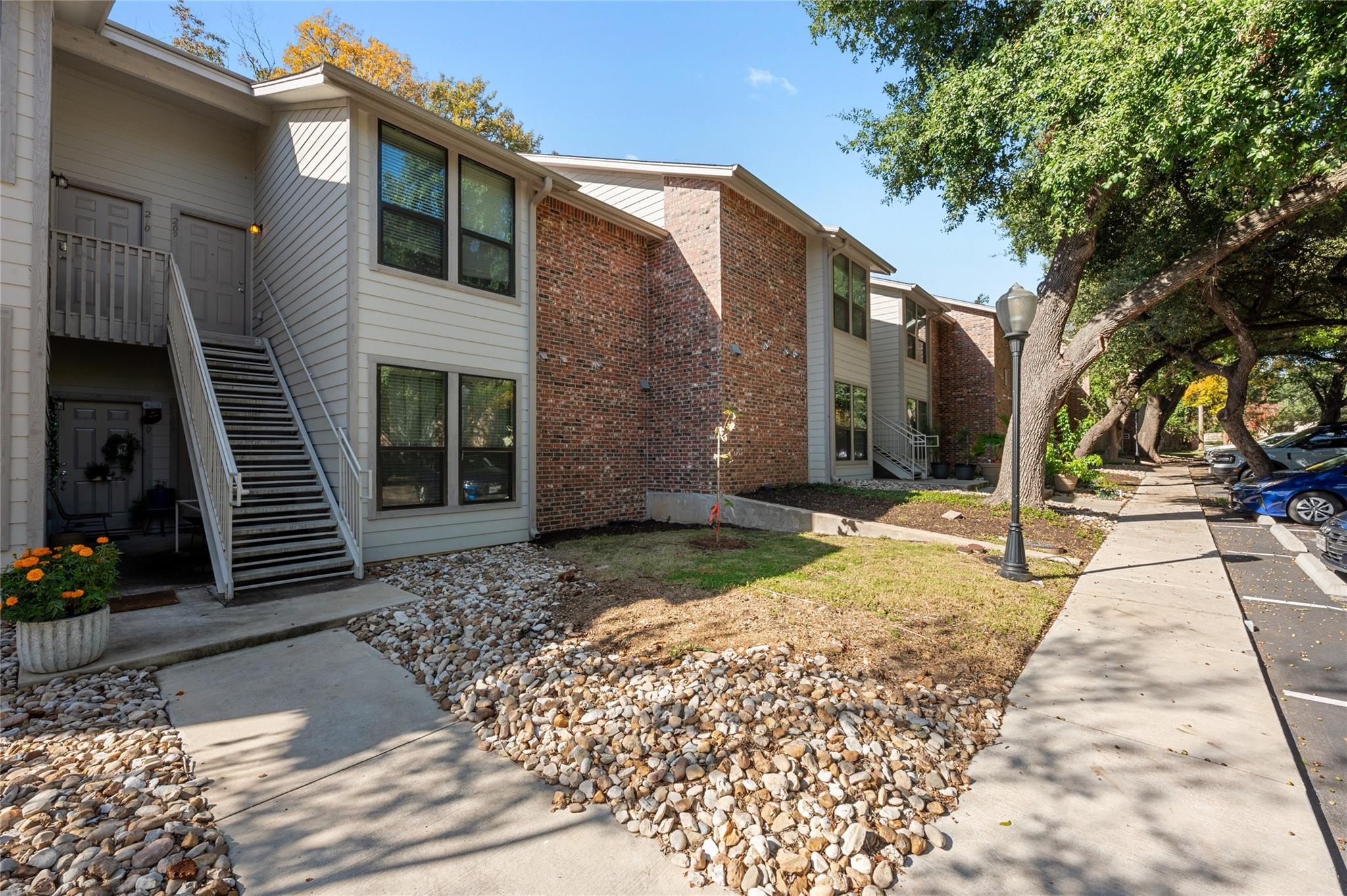 3839 Dry Creek Dr #109 Property Photo 1