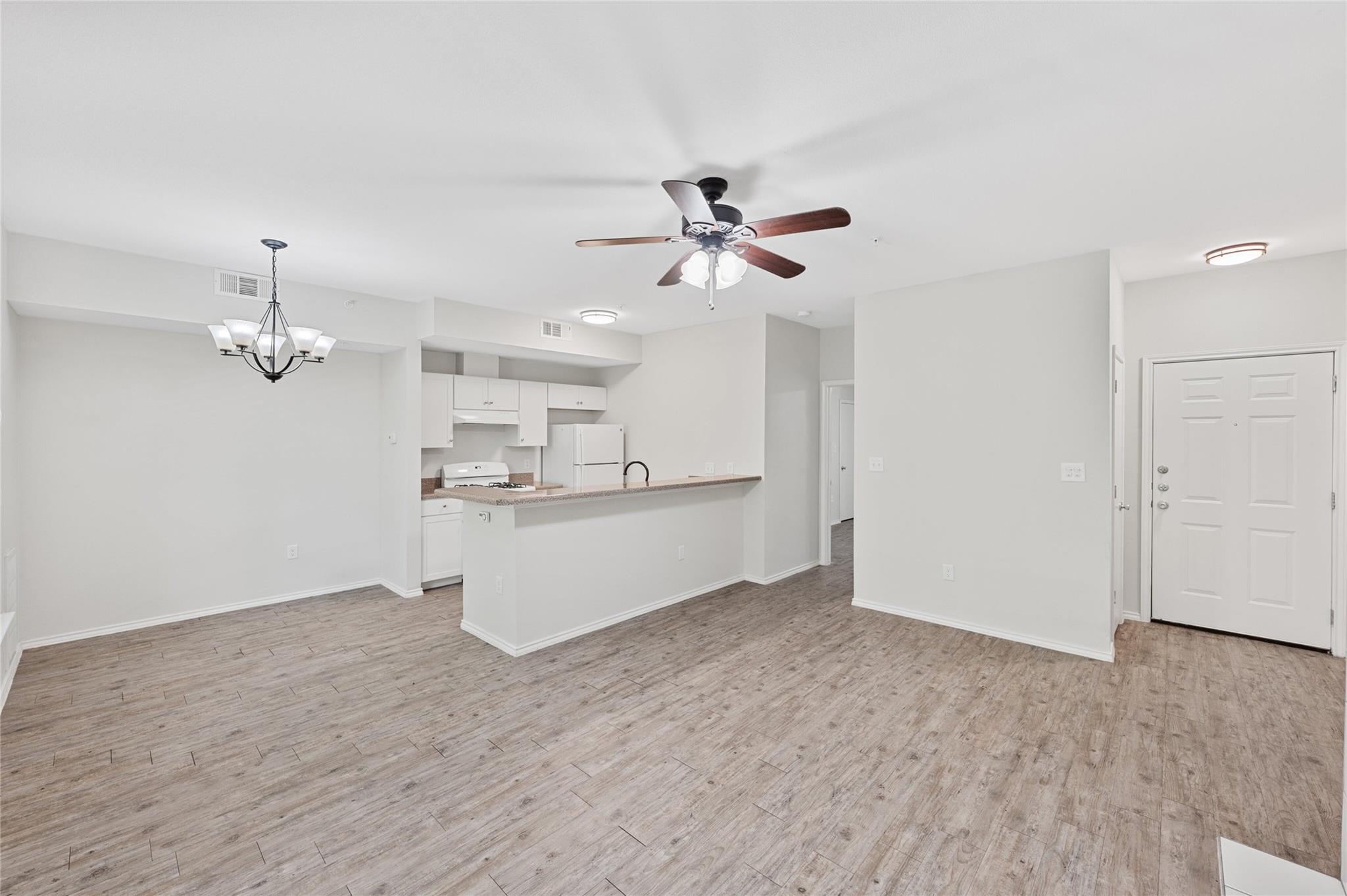 3839 Dry Creek Dr #109 Property Photo 8