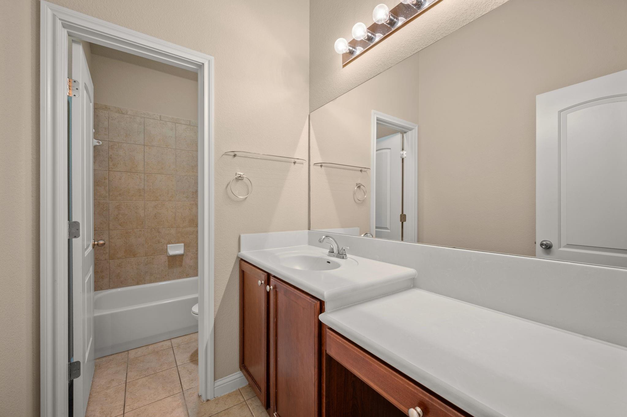 3336 Pine Needle Cir Property Photo 25