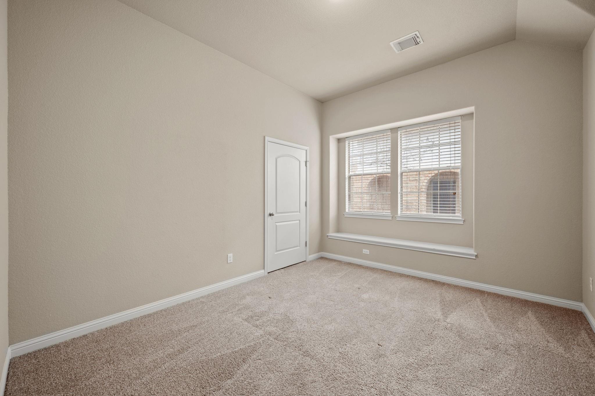 3336 Pine Needle Cir Property Photo 27