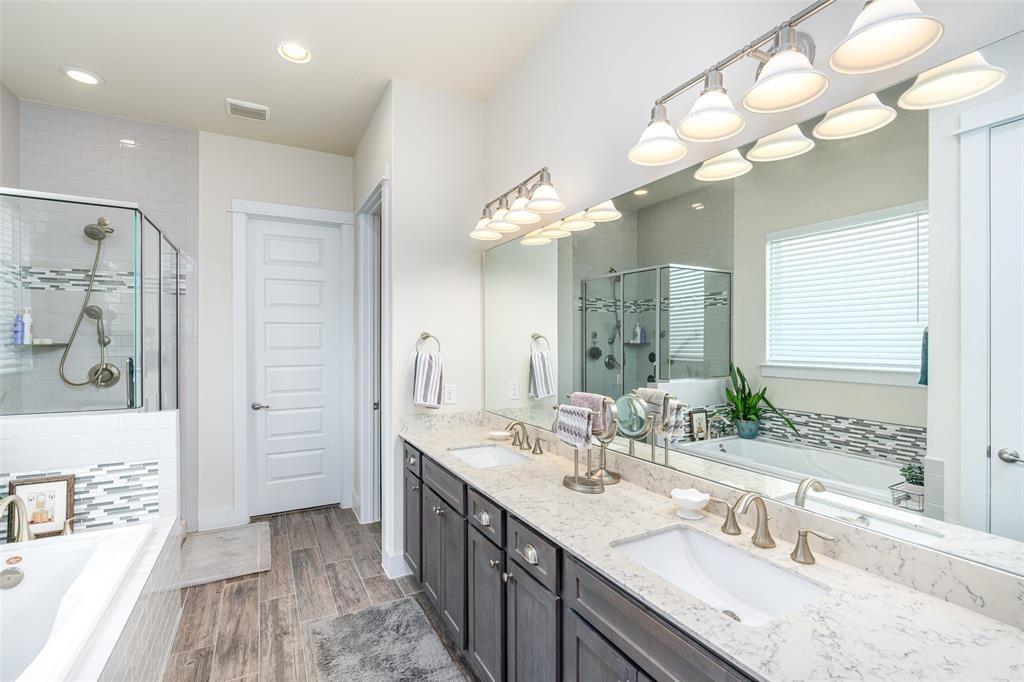 13701 Ronald W Reagan Blvd #84 Property Photo 21