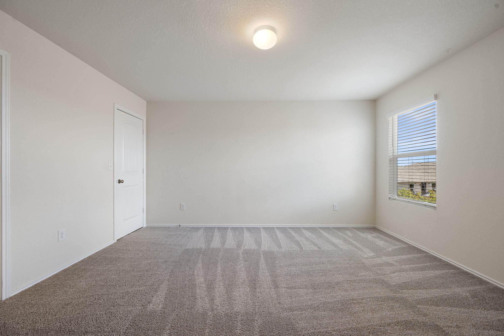 15200 Harkness Pass Property Photo 30